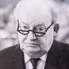 Arthur Brough as Mr. Ernest Grainger