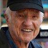 Haskell Wexler as Cameraman on Scaffold (uncredited)
