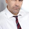 Duane Murray as Tyler's Dad
