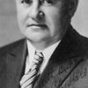 Otis Harlan as Starveling