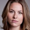 Sanne Langelaar as Donna