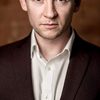 Tom Ashley as Dominic