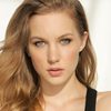 Tina Ivlev as Kate