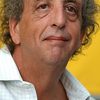 Vincent Schiavelli as Dr. Matthew Jeeder M.D.