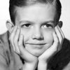 Danny Mummert as Young Man with Gun