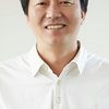 Kim Hak-sun as Dong-jun's Father