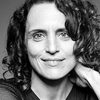 Claudette Maillé as Renata