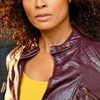 Jennifer K. Lee as Veronica