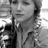 Anne-Marie Balin as Johanna