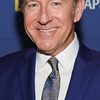 Jeff Harlan as Roger Lowrie