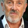 Alain Blazquez as Jean-Louis Revol