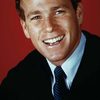 Ryan O'Neal as Bobby Fine