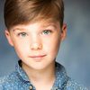 Samuel Leakey as Young Oliver 1