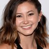 Kimiko Glenn as Izzy Moonbow