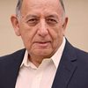 Robert Salas as Eduardo