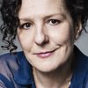 Caroline Loncq as Ruth Vigers