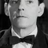 Kenneth Fortescue as Lt. Thomlinson
