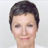 Pamela Salem as Lynn
