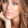 Cassandra Scerbo as Amber