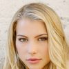 Lexi Atkins as Bella Baylor