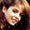 Wendy Gazelle as Lori Cronenberg