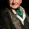 Jacques Sereys as Richard Mallory