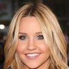 Amanda Bynes as Jenny Taylor