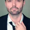 Billy MacLellan as Frank