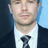 Joe Dempsie as Frankie