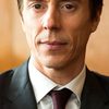 Laurent Saint-Gérard as L'assistant de Van Nuyten