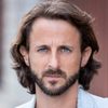 Vince Cusimano as Detective Joe Gray