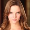 Amber Borycki as Zoe