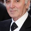 Charles Aznavour as Le Curieux(non crédité)