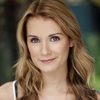 Natalie Lisinska as Taylor