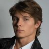 Jacob Moran as Billy