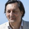 Serge Riaboukine as The leader