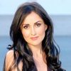 Leslie Garza as Natania's Friend (as Leslie Garza Rivera)