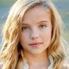 Meg Crosbie as Ruthie