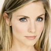 Candace Moon as Mia