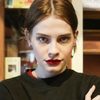 Carolina Unrein as Flor