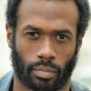 Djédjé Apali as Peter (as Djedje Apali)