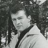 William Wellman Jr. as Lieutenant Grayson