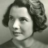 Merle Tottenham as Annie