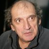 Sandu Mihai Gruia as Dr. Gregg