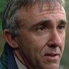 Peter Hanlon as Dr. Blake