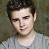 Dylan Everett as Kent