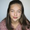 Annabel Wolf as Abbey Tansy