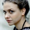 Jessy Moravec as Altenpflegerin