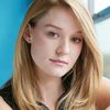 Lindsay Jean Smith as Girl(Lindsay Smith)