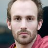 Elias Arens as Küde